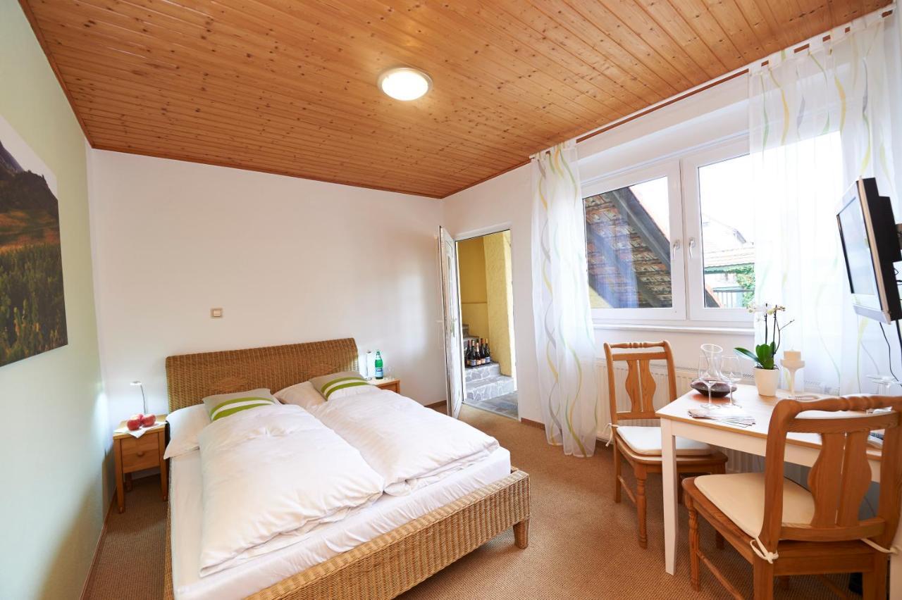 Gaestehaus Achenbach Wonsheim エクステリア 写真